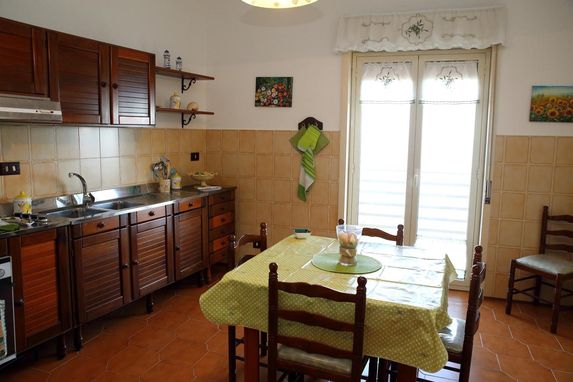 Villa Yellow House Ликата Номер фото